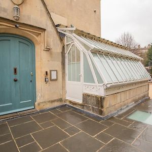 Number 17 Bath